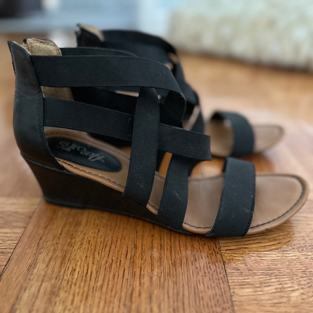 Black Sandal